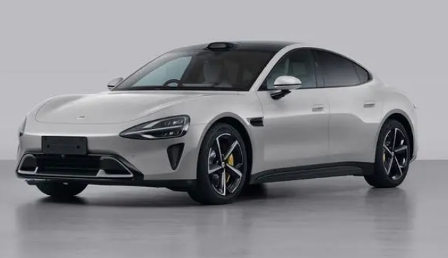 智己深夜致歉！发布会贴脸对比小米SU7，结果标错参数，小米硬刚表不满